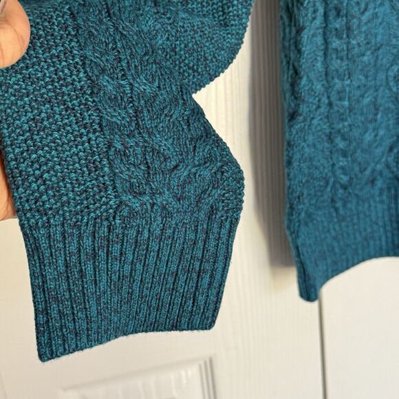 New Cable Knit Jumper Sweater Men’s Size LT Blue Teal Crewneck - Picture 15 of 17